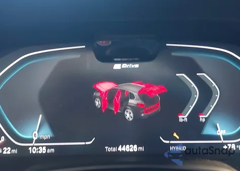 2022 BMW X5 Phev xDrive45E z USA, uszkodzony, nr VIN 5UXTA6C06N9M87571